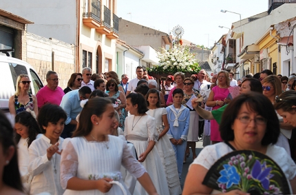 Un momento del recorrido por la calle Leones.