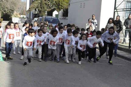 Los niños y niñas de El Chaparral en la celebración de la carrera solidaria 