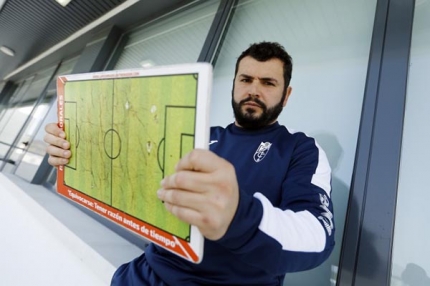 Rafilla se hace con las riendas del primer equipo filial del Granada (GRANADA CF)