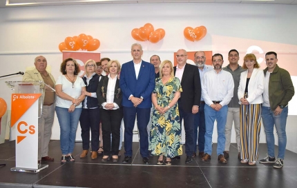 Candidatura de Ciudadanos Albolote durante el acto de campaña celebrado en El Chaparral.