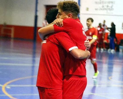 Los rojinegros cierran la primera vuelta como líderes (ALBOLOTE FUTSAL)