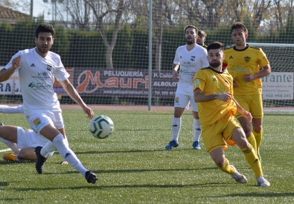 El FC Cubillas se desplaza esta jornada al campo del CD Villanueva (ARCHIVO)