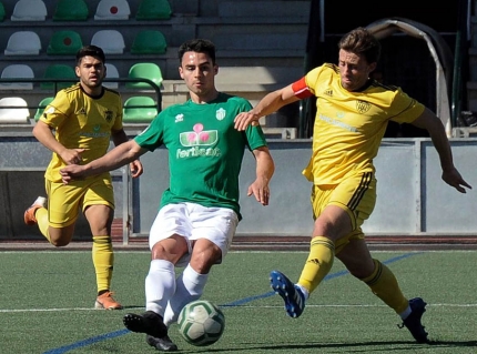 Juan, jugador del FC Cubillas, durante un encuentro de la pasada temporada (J. PALMA)