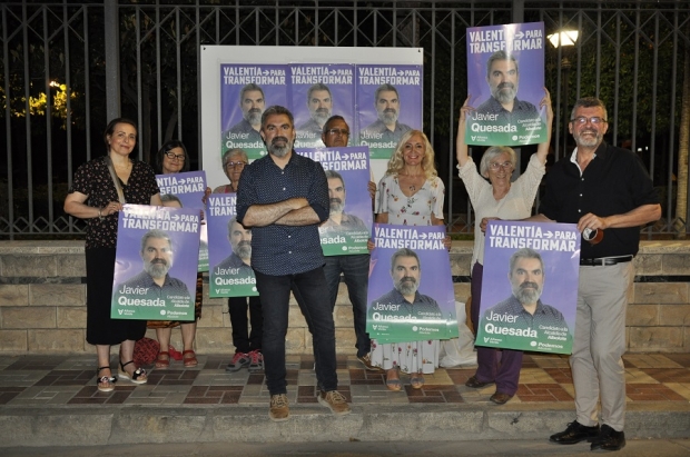 Podemos inició la pegada de carteles en el parque de Guaynabo 