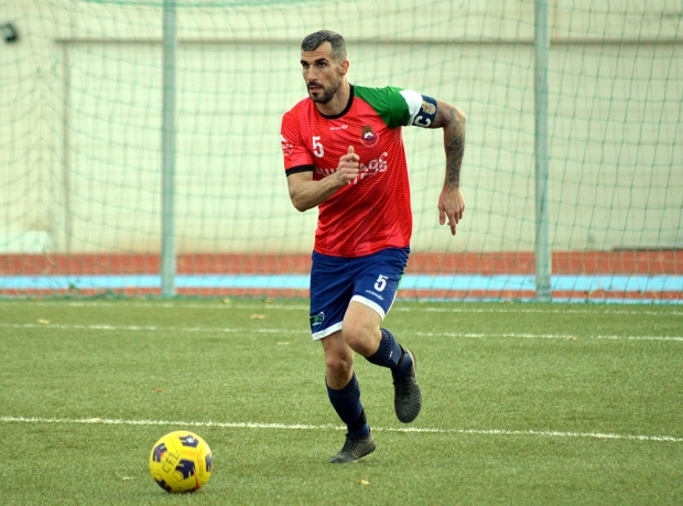 Adri González, jugador del CF Imperio, durante un encuentro de esta temporada (J. PALMA)