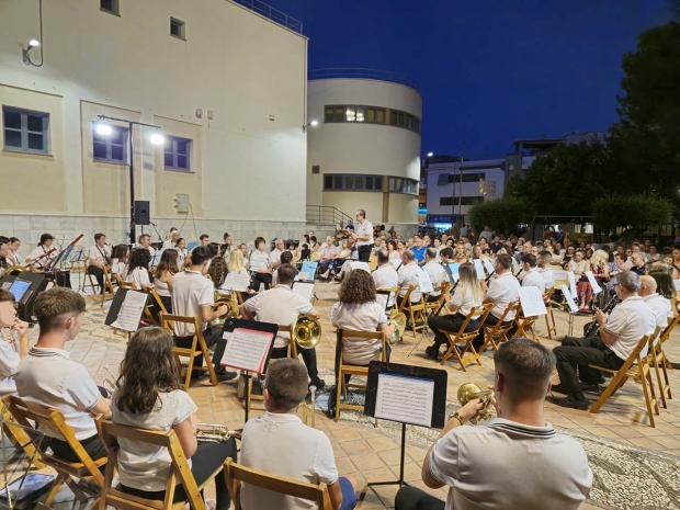 Actuación de la Banda Municipal de Música de Albolote durante el ciclo de conciertos.