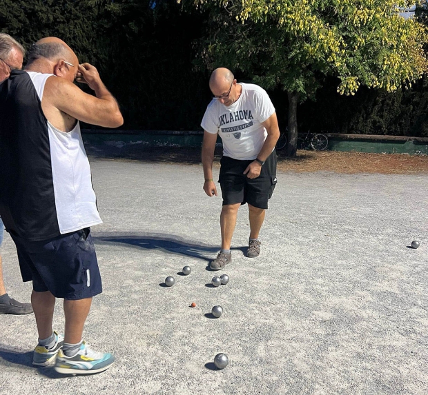 Un momento del Torneo de Petanca de las Fiestas de Albolote