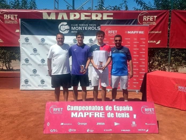 Pablo Pérez junto a Miguel Ángel Machado en el Campeonato de España de dobles